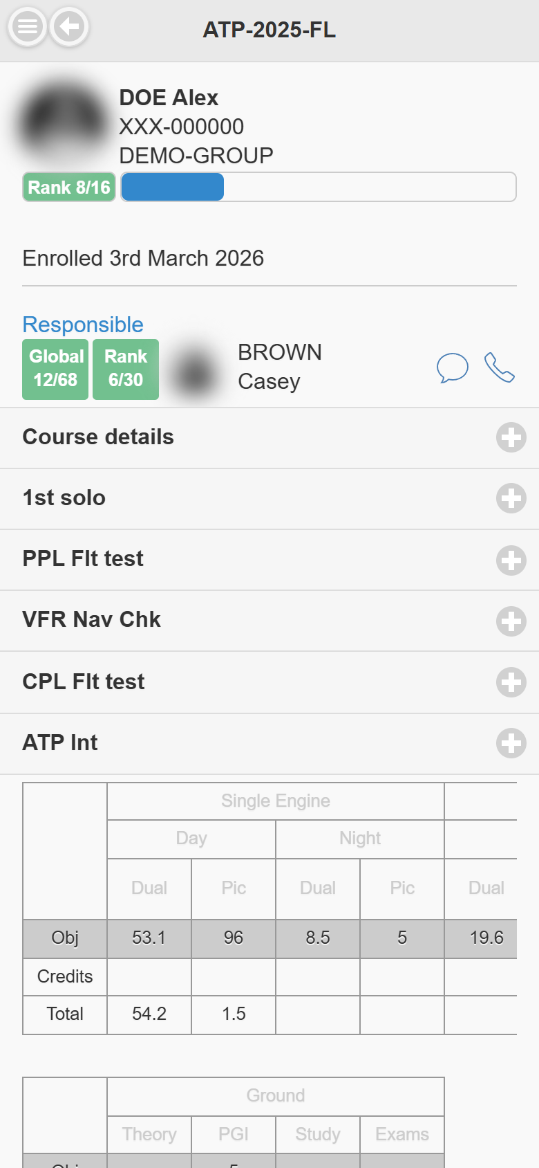 Mobile course page with the student, progress bar, person in charge and the phases